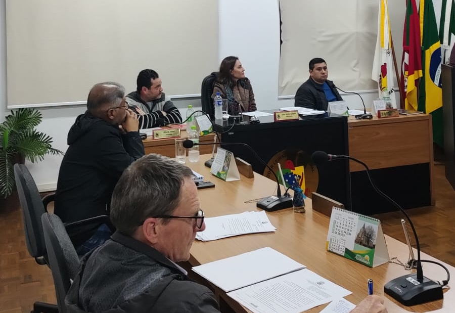 Retorno do recesso parlamentar 
