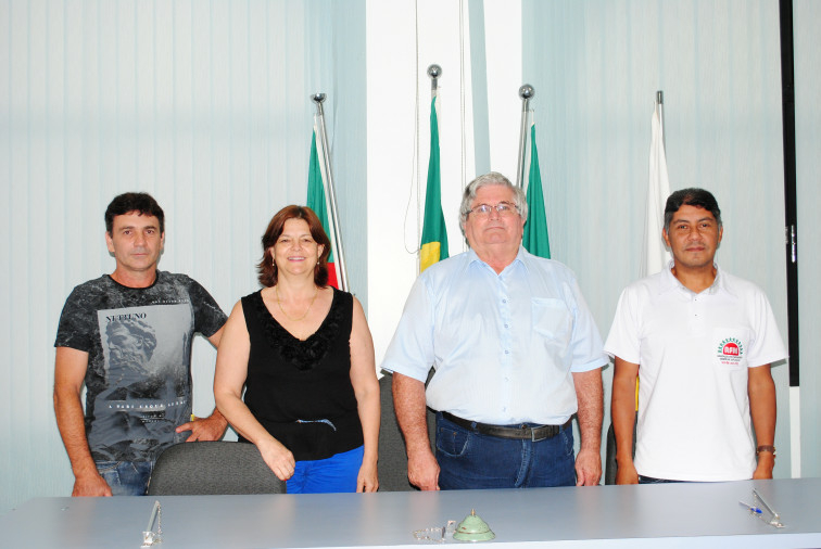Eleita a Mesa Diretora para 2016